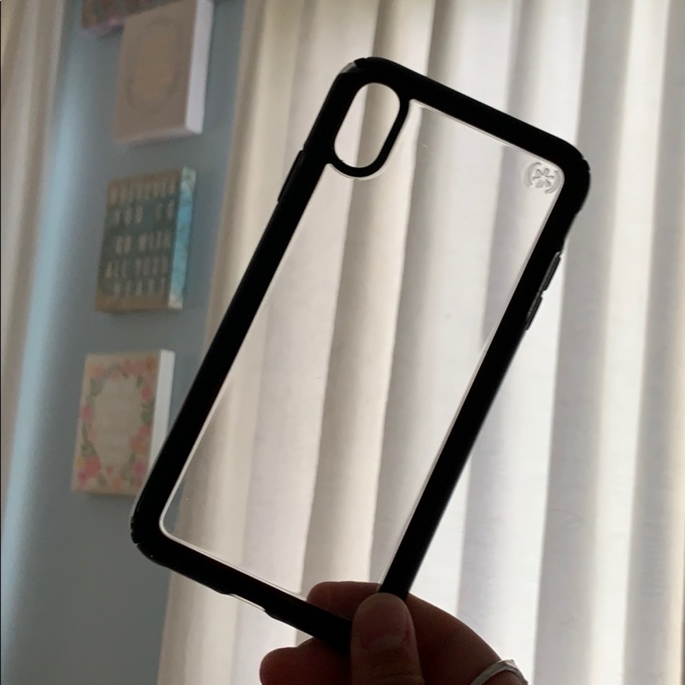 iPhone XS Max speck case